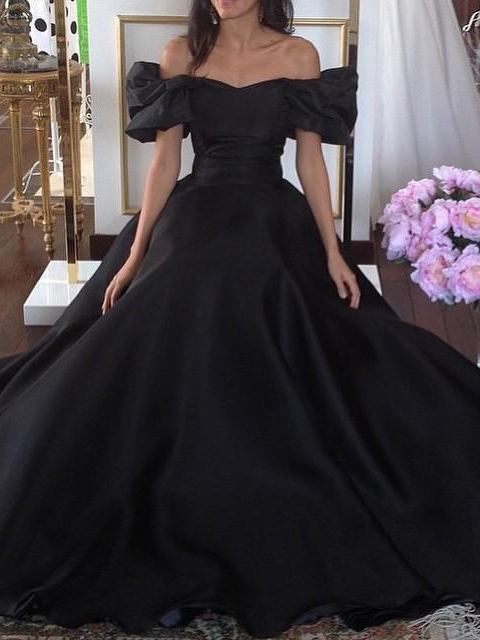 Vintage Off-the-Shoulder Ruffles Black Prom Dress Black Wedding Dress