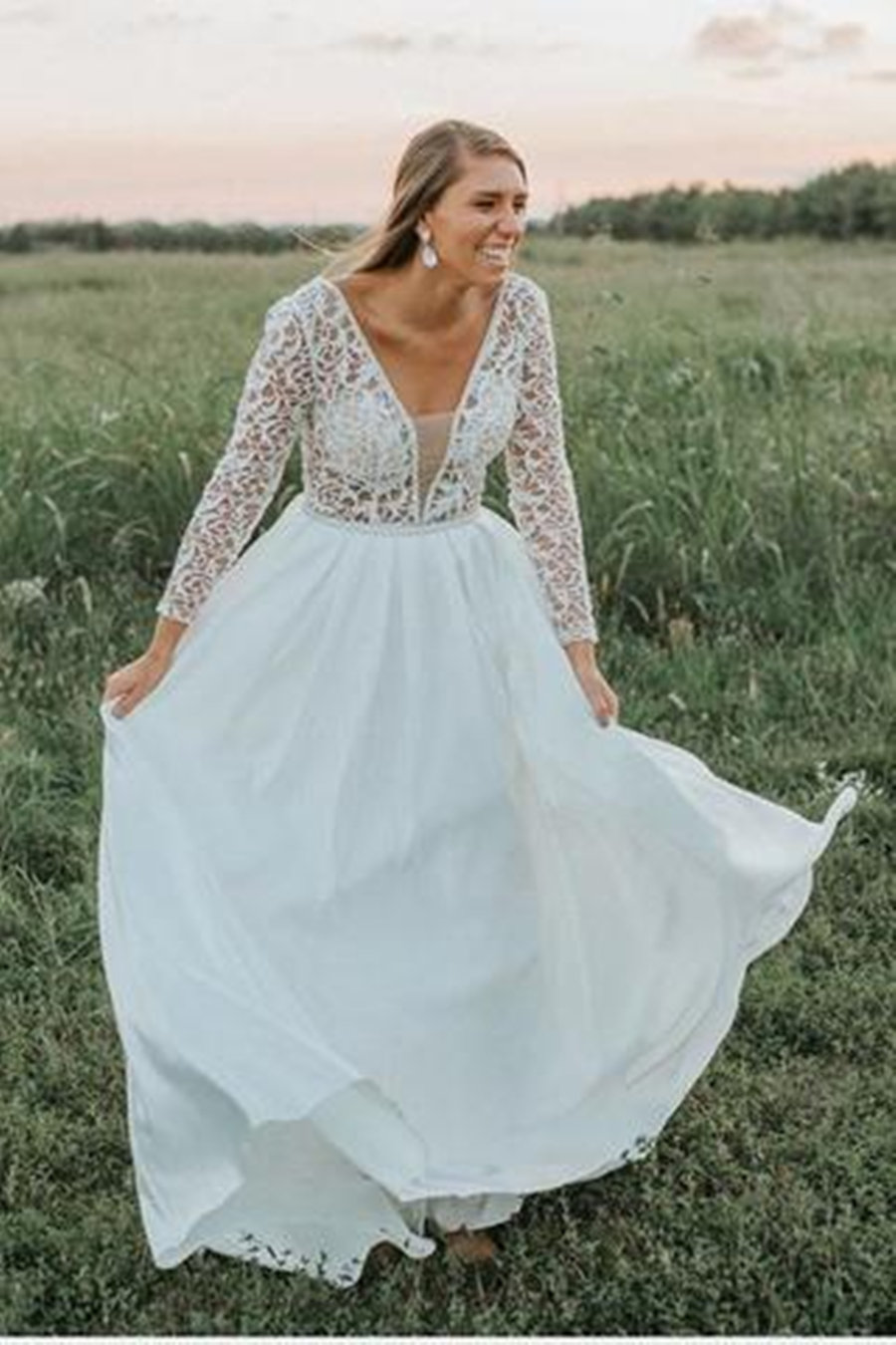 V-Neck Long Sleeves Lace Plus Size Wedding Dress
