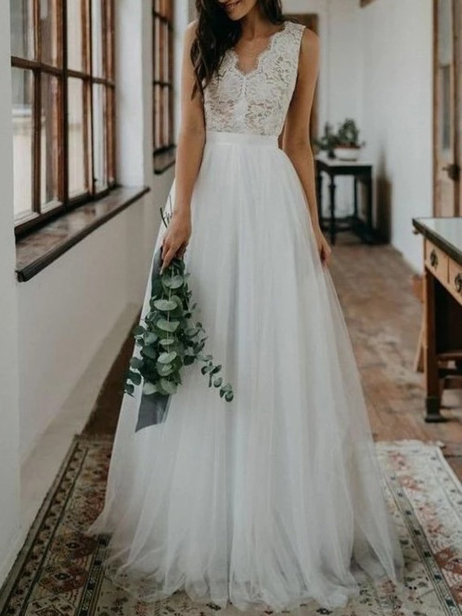 Low Back A-Line Lace Beach Wedding Dress 2021