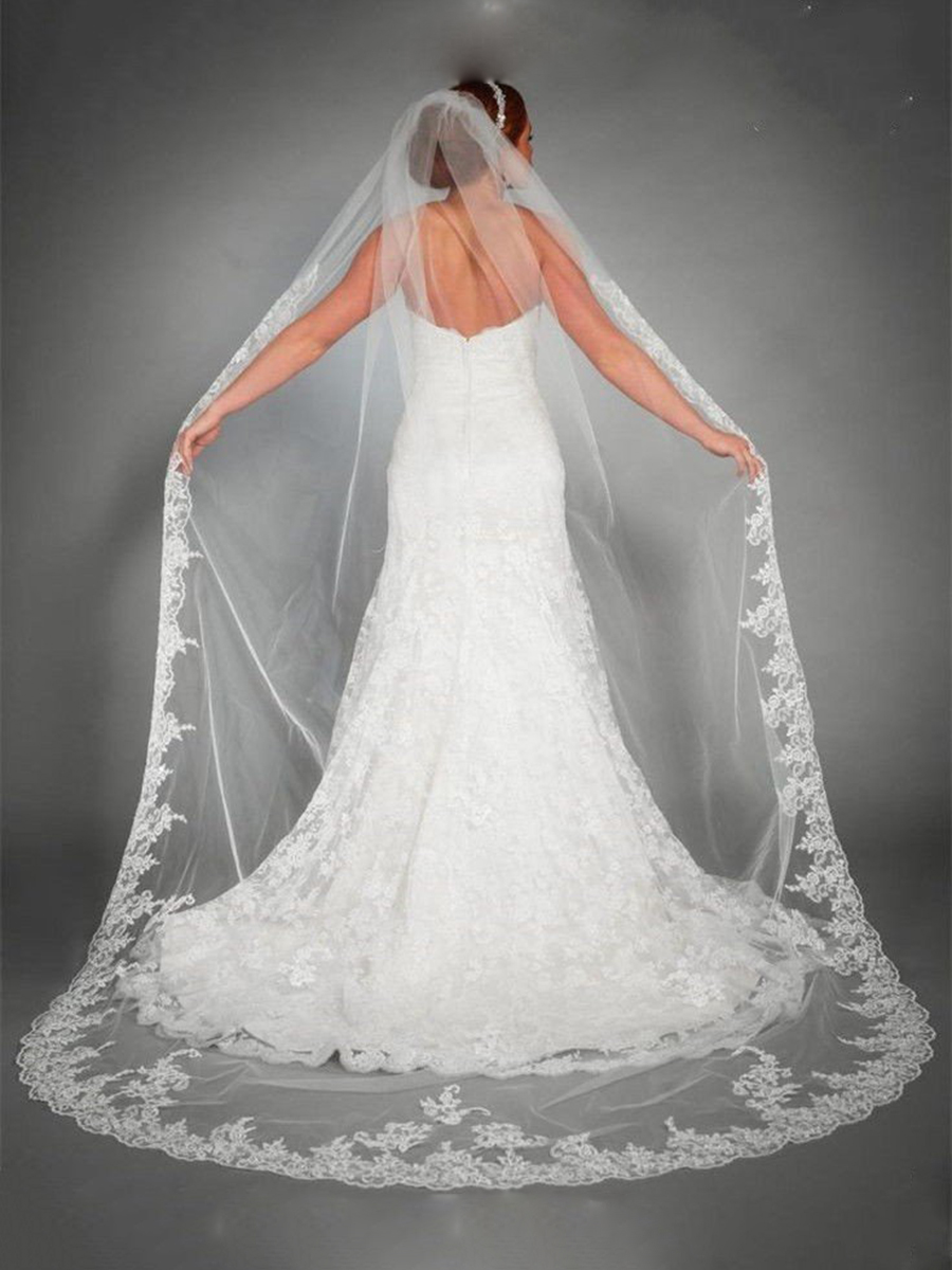 1T Lace Edge Wedding Veil