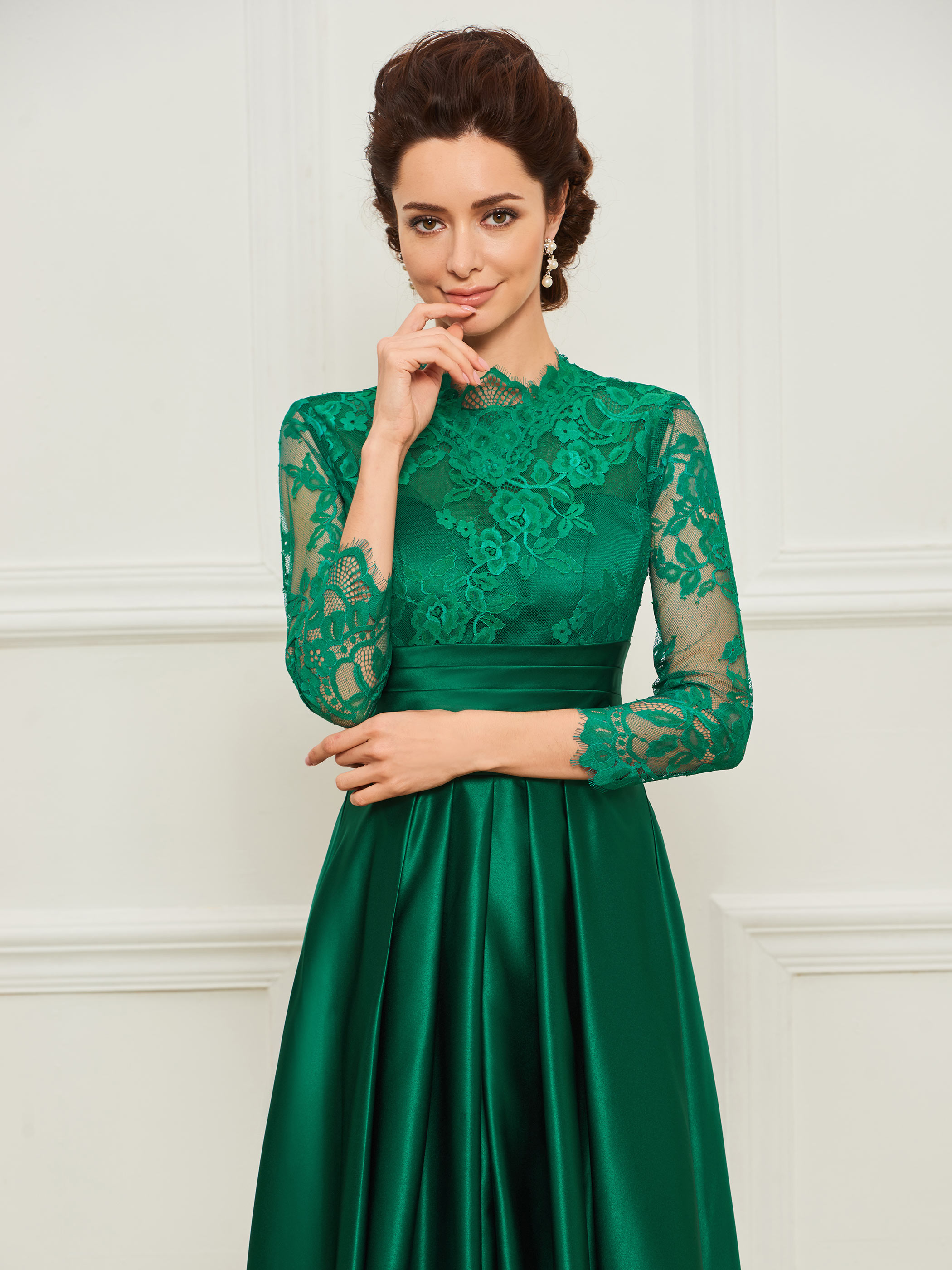 Lace Mother of the Bride Dress with 3/4 Length Sleeve