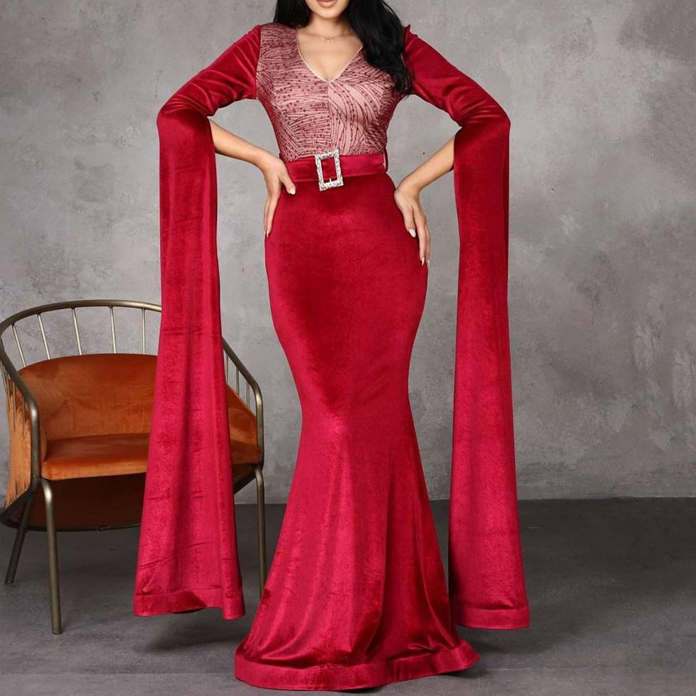 Long Sleeves V-Neck Floor-Length Trumpet/Mermaid Celebrity Dress 2022