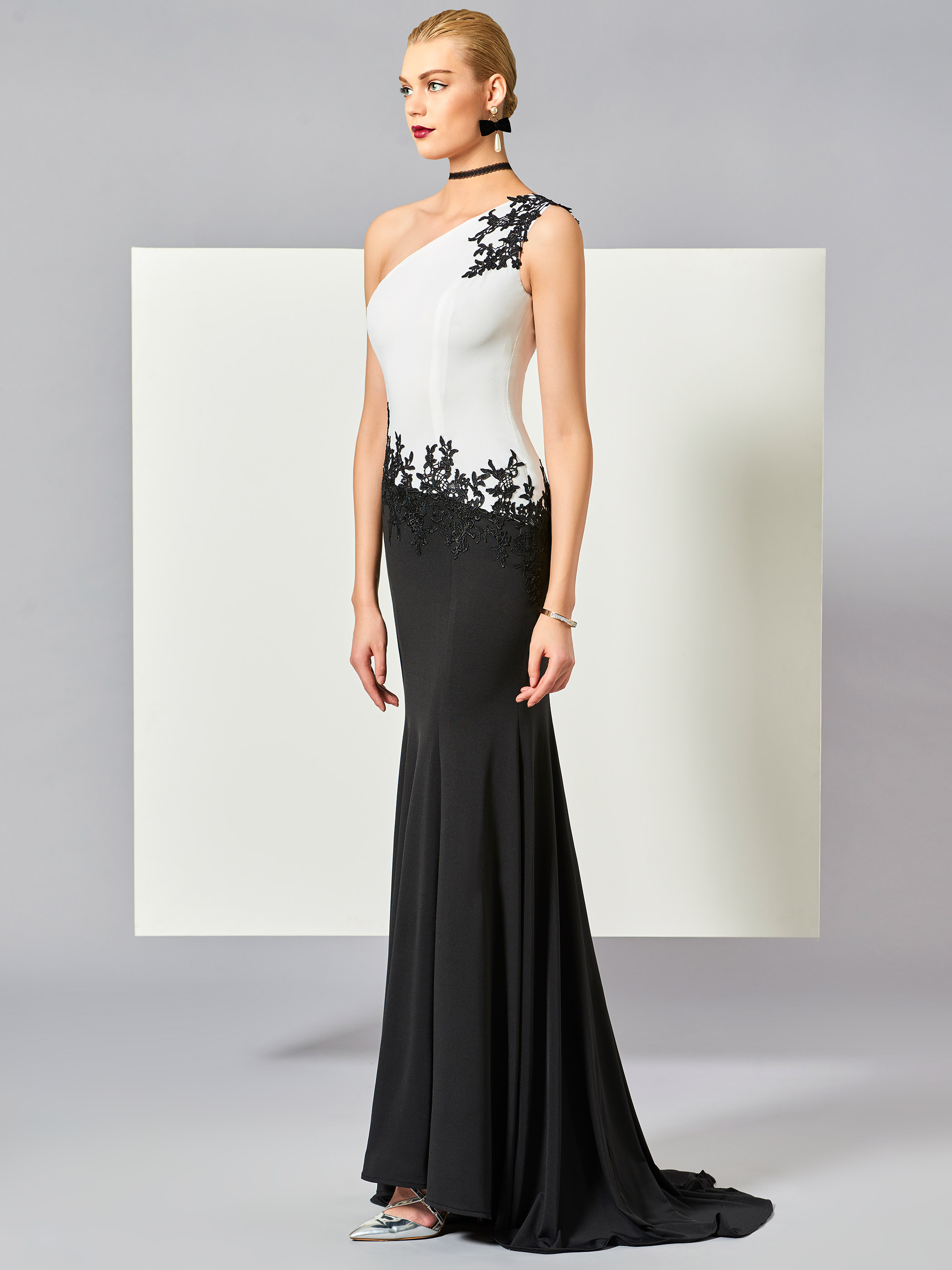 Ericdress Sheath One Shoulder Applique Evening Dress With Sweep Train