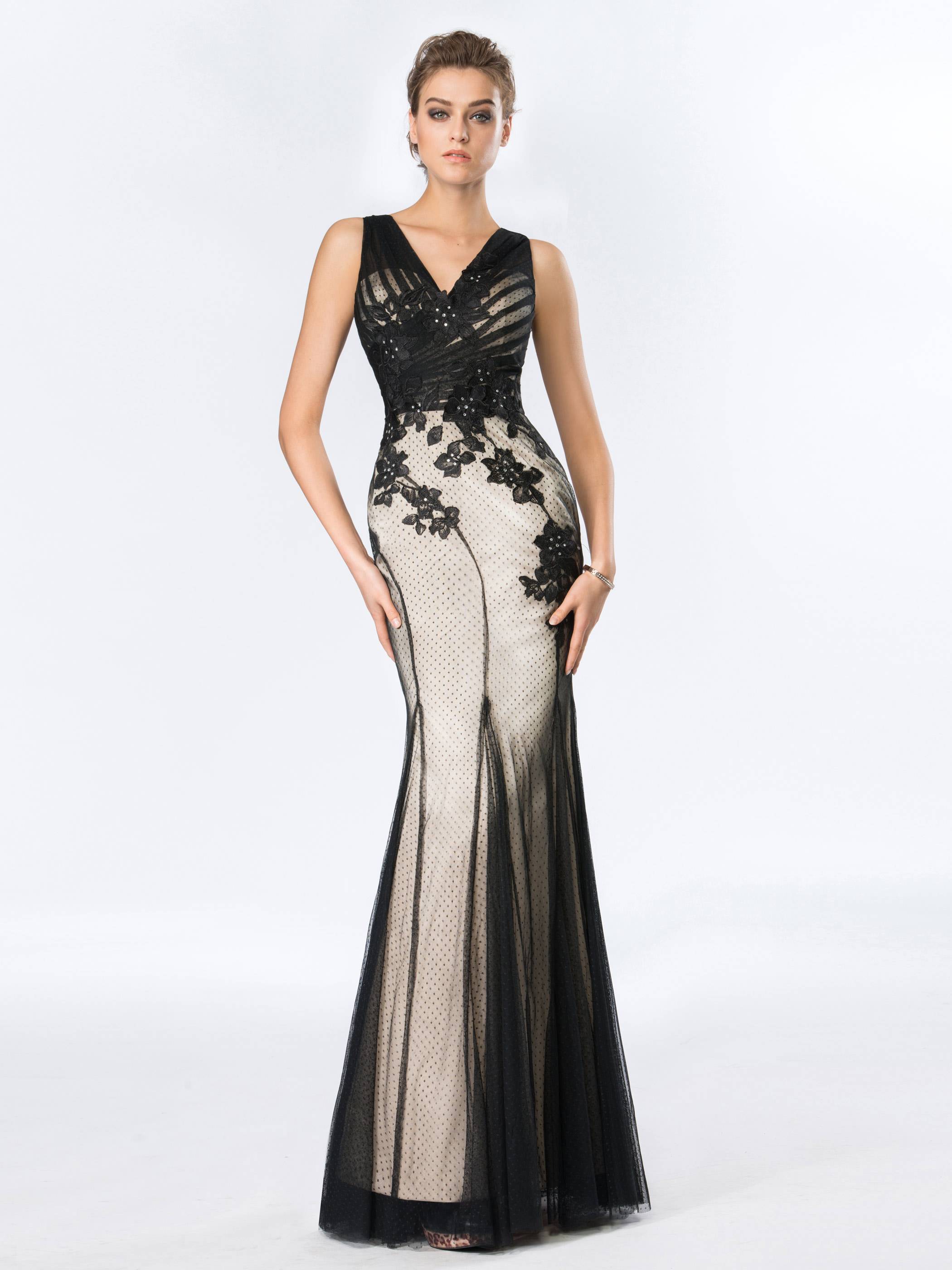 Trumpet V-Neck Tulle Applique Evening Dress