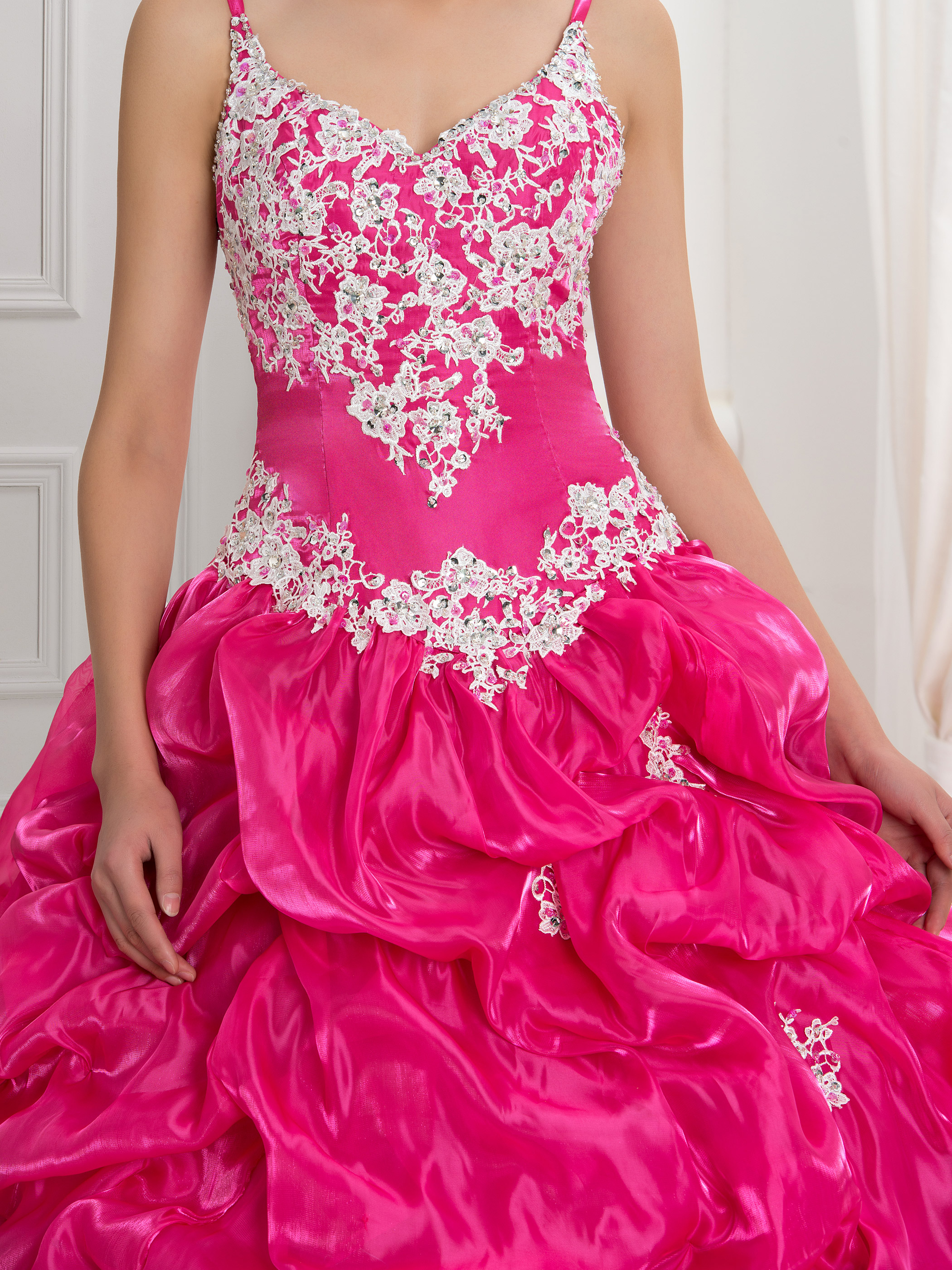 Ericdress Spaghetti Straps Appliques Pick-Ups Ball Gown Quinceanera Dress