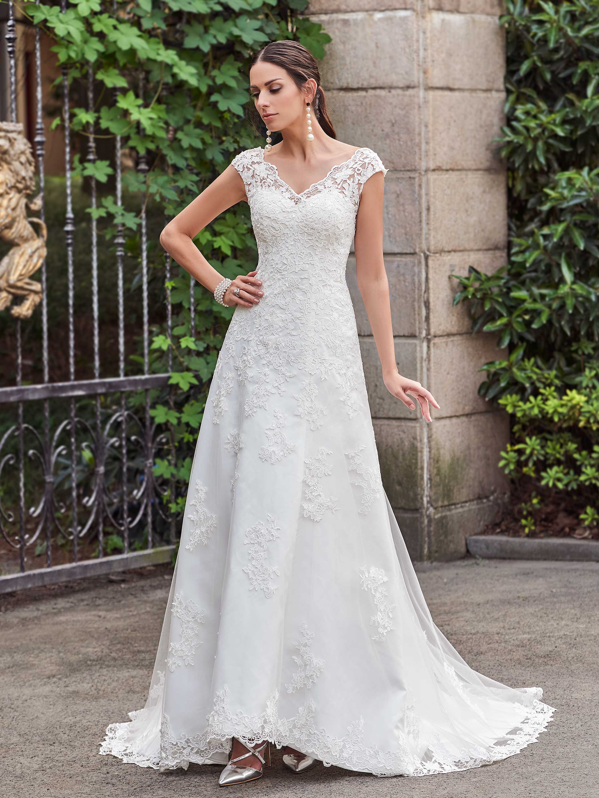 Ericdress Cap Sleeve Beading Lace Garden Wedding Dress