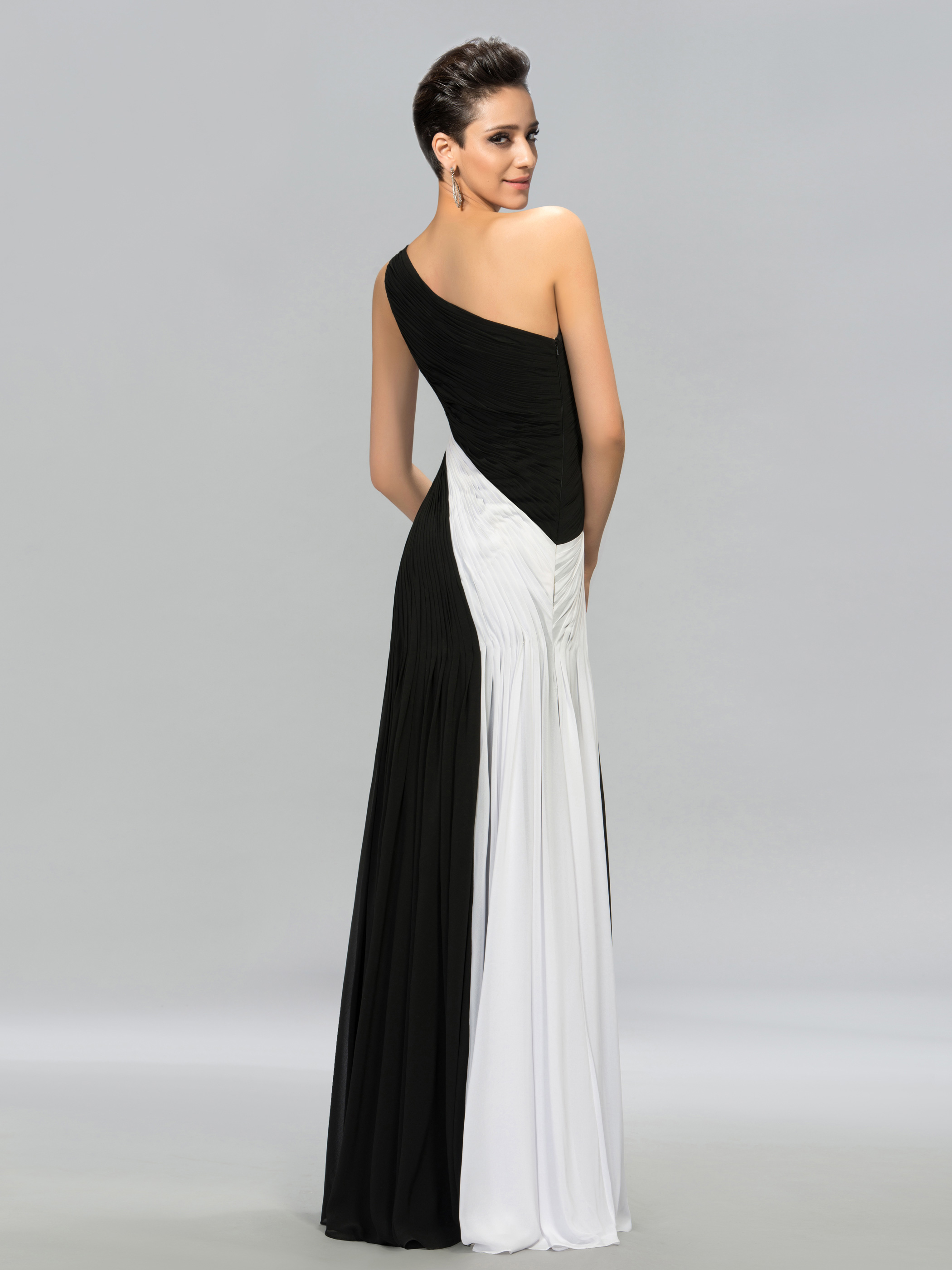 Pleats Sheath/Column Sleeveless Floor-Length Formal Dress