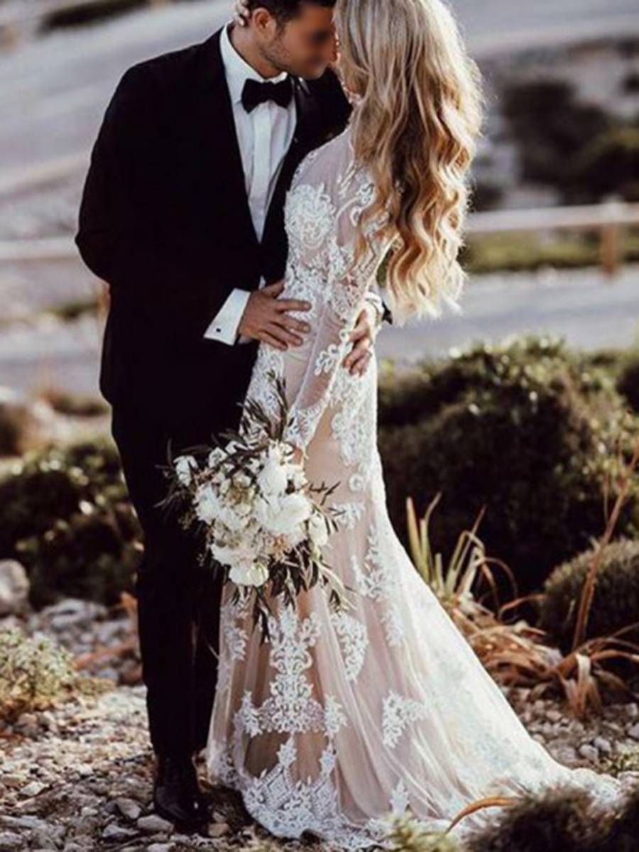 Long Sleeves Trumpet/Mermaid Scoop Court Garden/Outdoor Wedding Dress