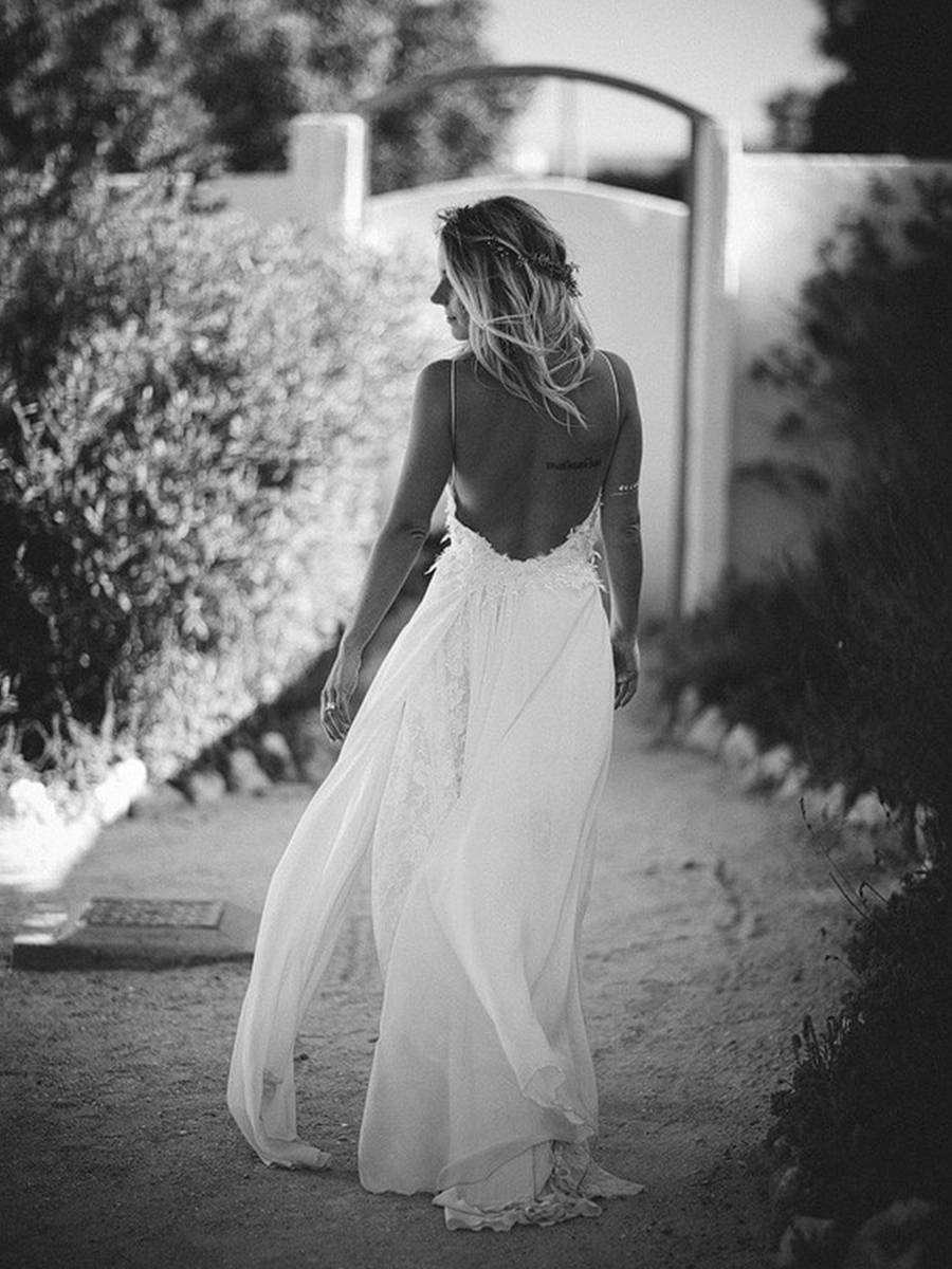 Spaghetti Straps A-Line Lace Sleeveless Beach Wedding Dress