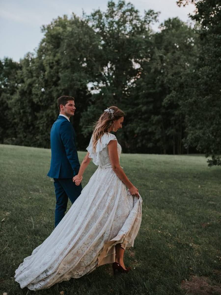 Button Cap Sleeves Sweep/Brush Floor-Length Hall Wedding Dress