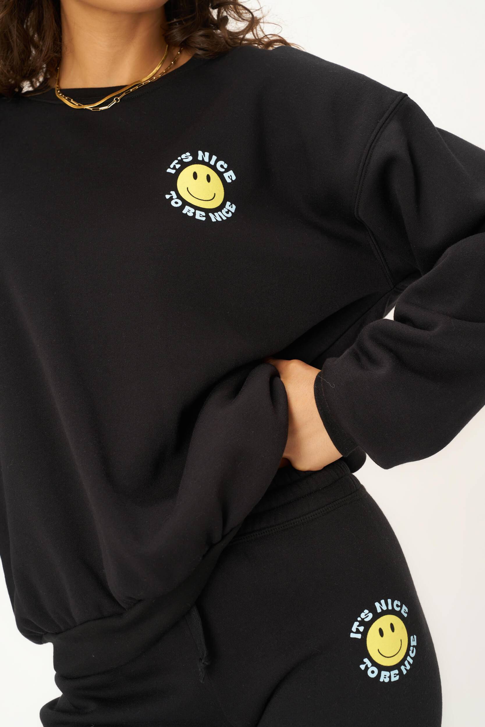 Smiley Sweatshirt - Black