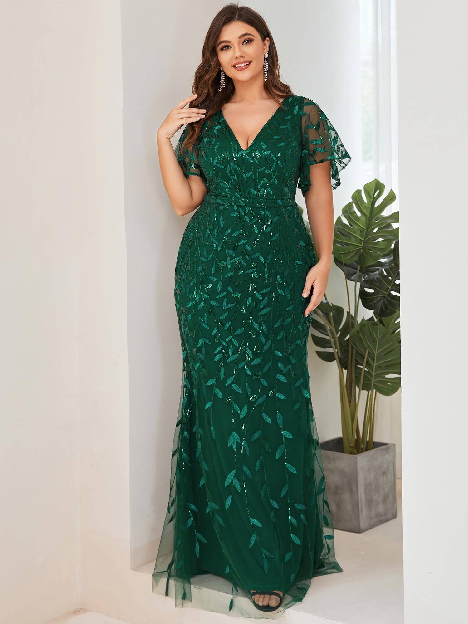 Women's V-Neck Sparkly Formal Dresses Plus Size