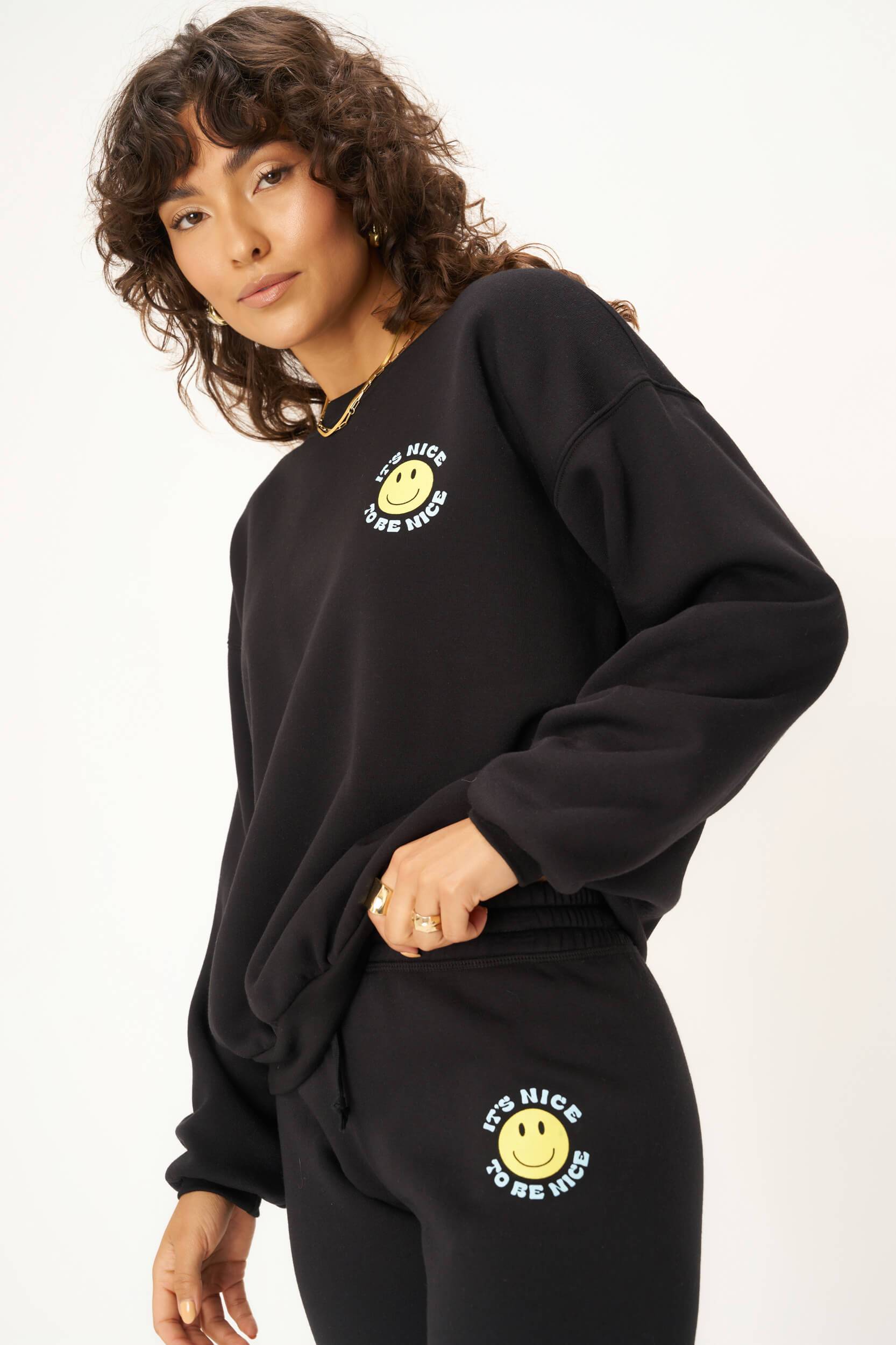 Smiley Sweatshirt - Black