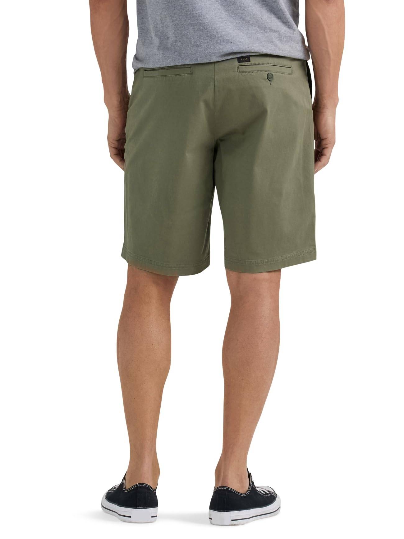 Men's Extreme Motion Flat Front Shorts