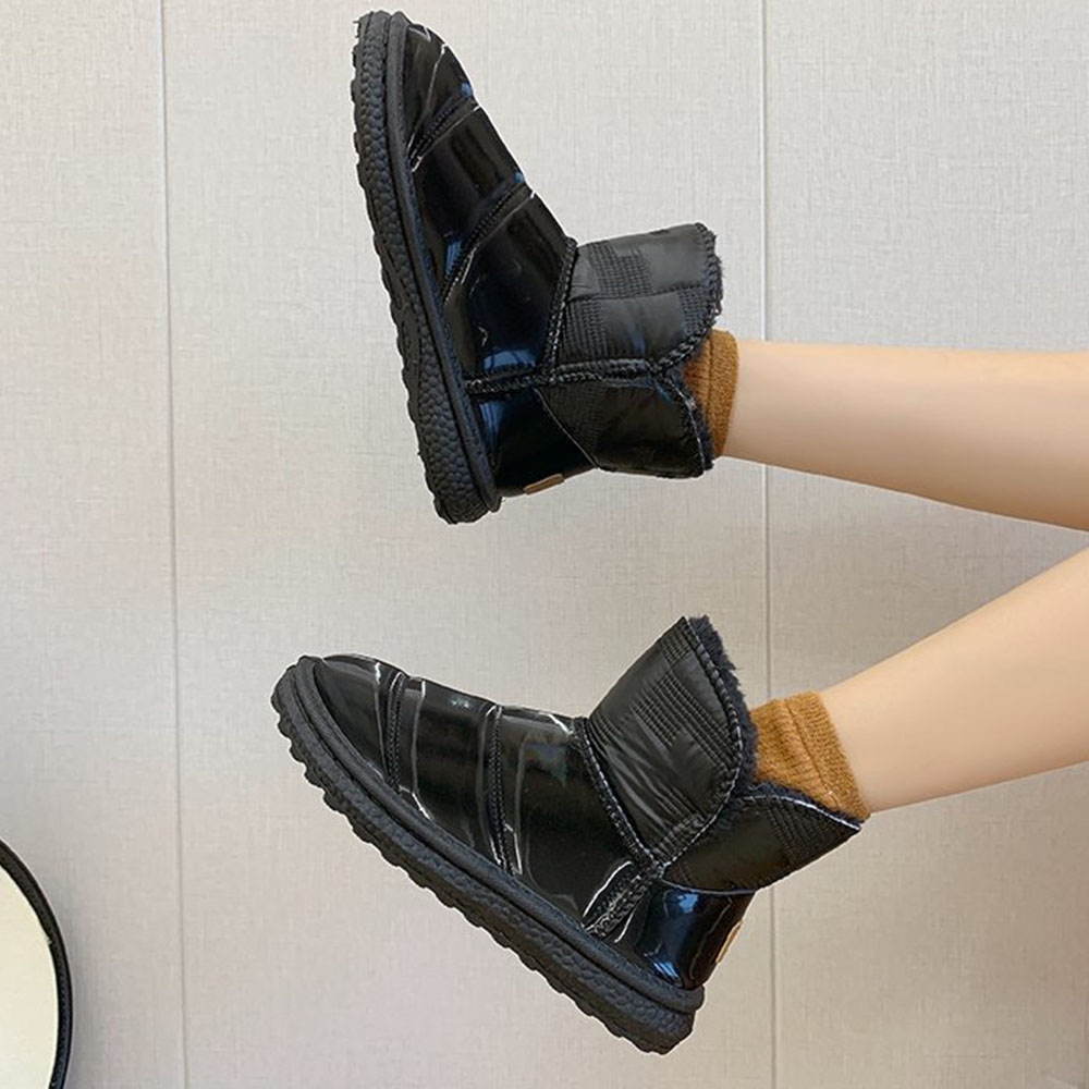 Flat With Plain Slip-On Round Toe Short Floss Boots