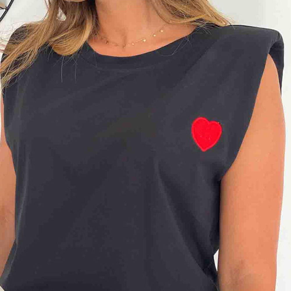 Sleeveless Heart Shaped Standard Round Neck Summer Women's T-Shirt