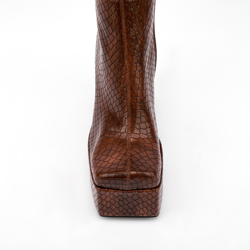 Plain Square Toe Side Zipper Horse-Shoe Heel Serpentine Boots