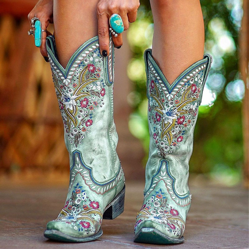 Floral Slip-On Pointed Toe Ethnic Boots