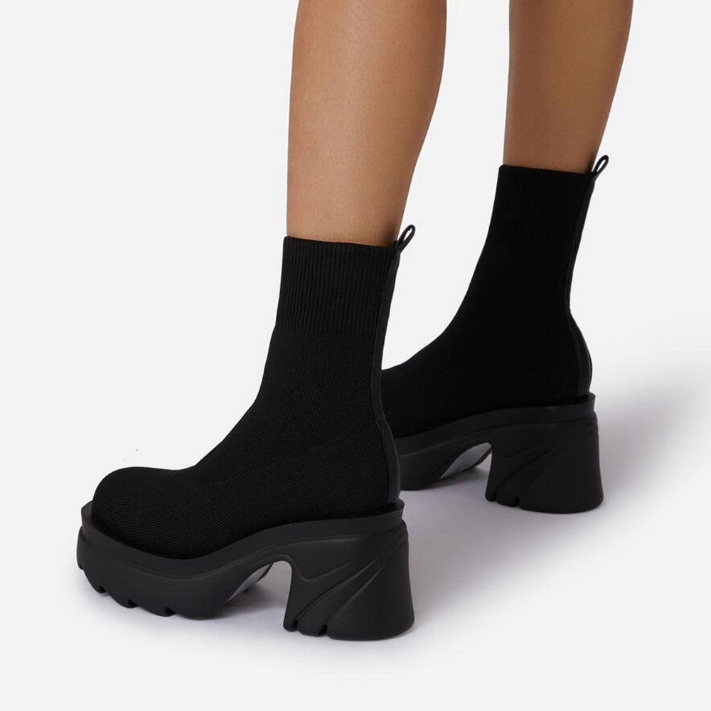 Slip-On Round Toe Chunky Heel Plain Western Boots