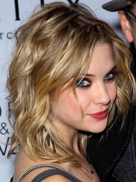 New Arrival Hot Sale Ashley Benson Hairstyle Shoulder Length Wavy Lace Wig 100% Human Hair 12 Inches