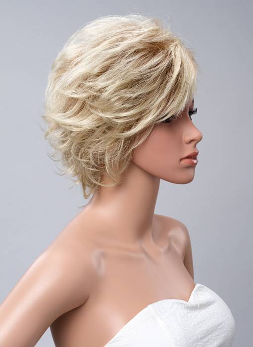 Layered Short Wavy Capless Synthetic Wigs 10 Inches