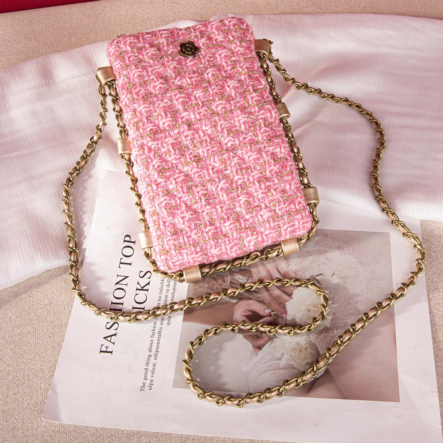 Small Quilted Cell Phone Purse for Women Soft Chain Crossbody Cellphone Wallet Bag