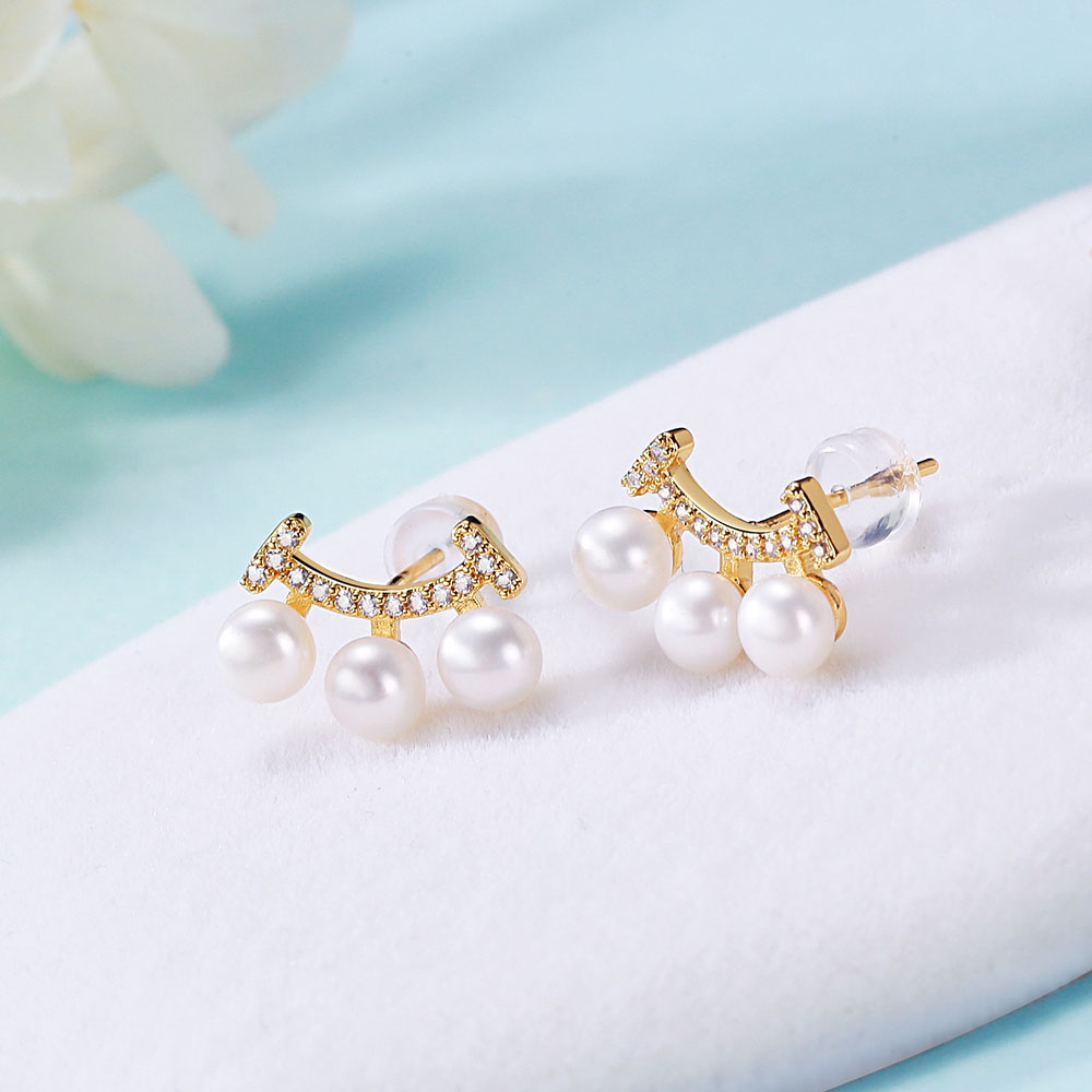 Pearl Korean Engagement Earrings