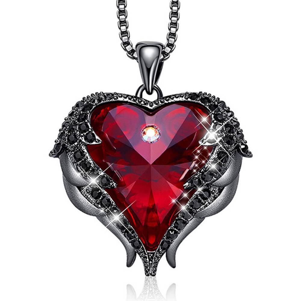 European Pendant Necklace Heart-Shaped Female Necklaces