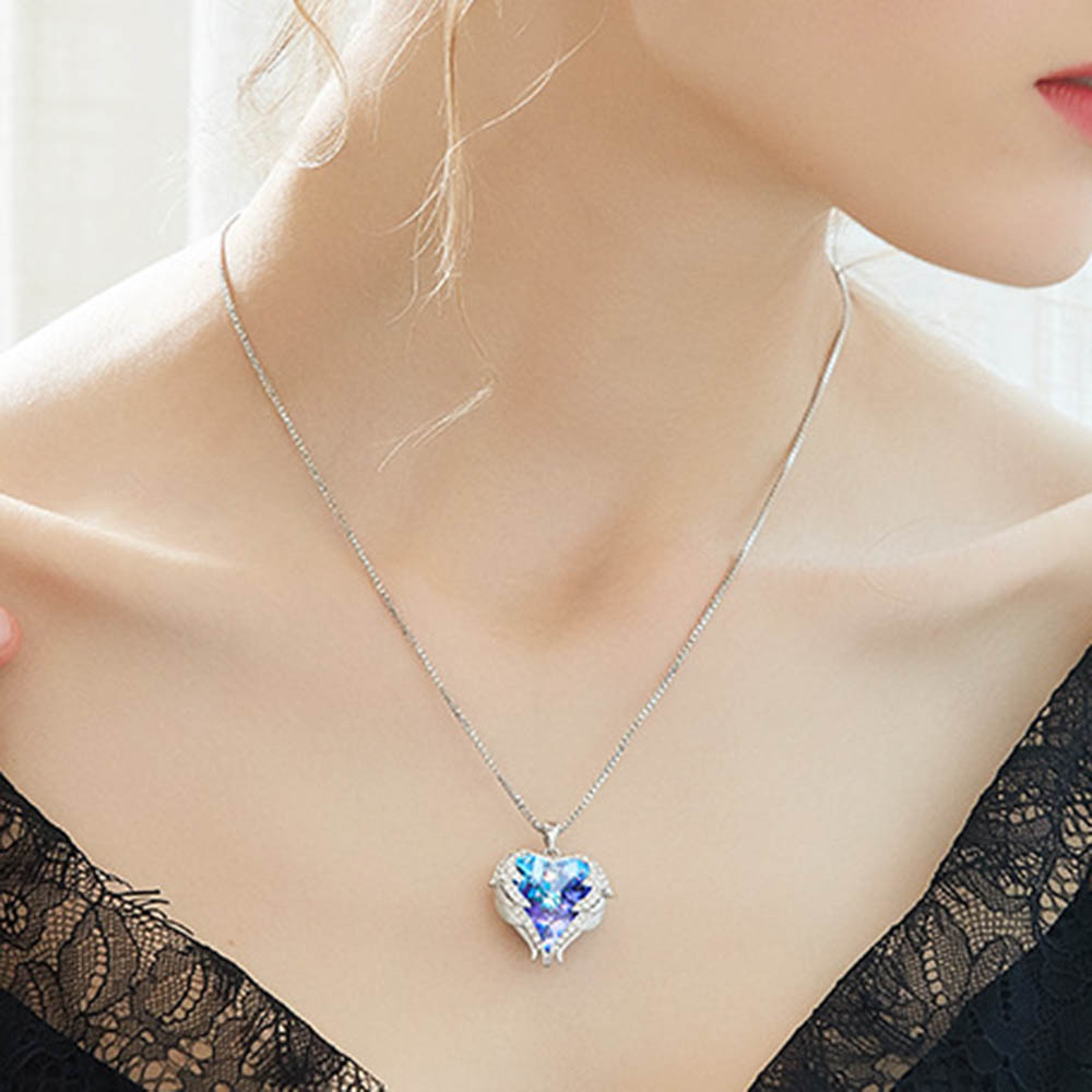 European Pendant Necklace Heart-Shaped Female Necklaces