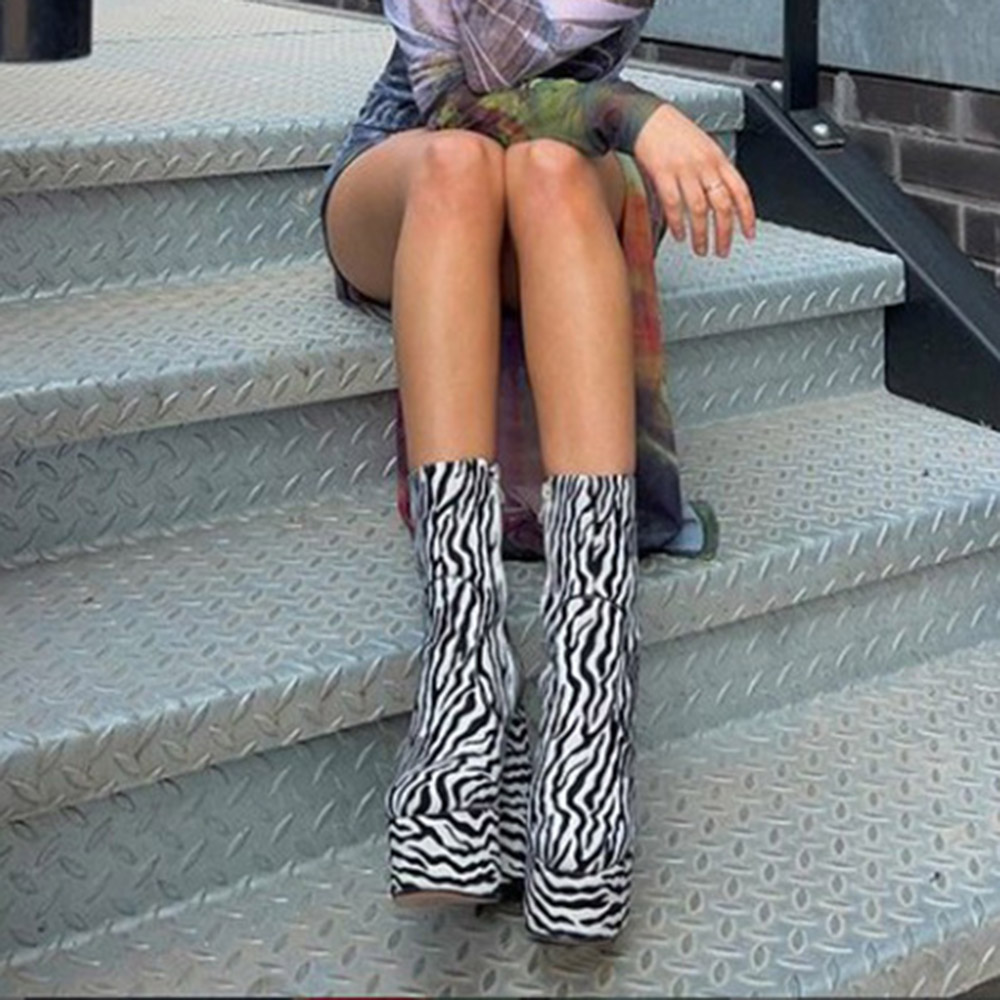 Zebra Round Toe Chunky Heel Side Zipper Western Boots