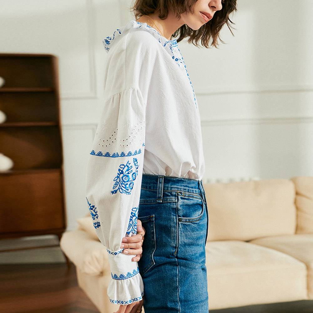 Color Block Embroidery Long Sleeve Women's Blouse