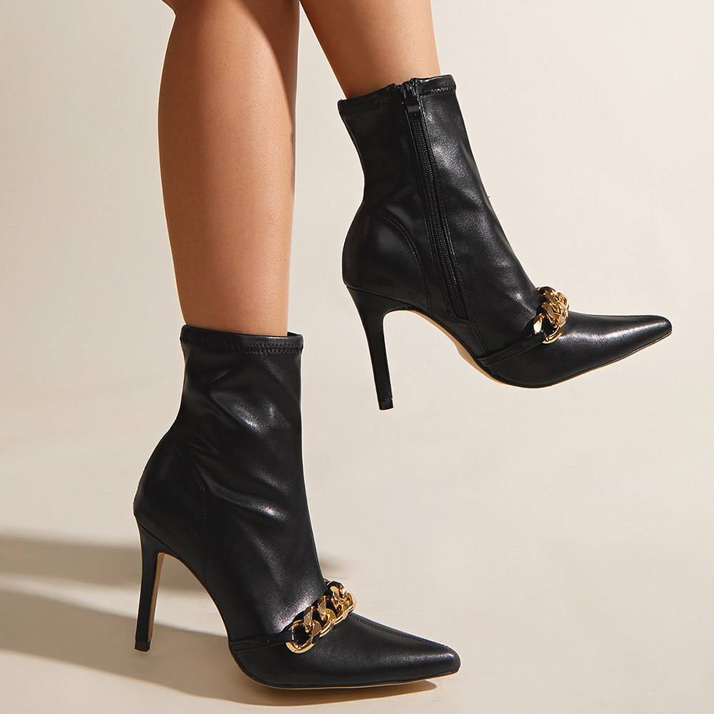 Side Zipper Pointed Toe Plain Chain Boots