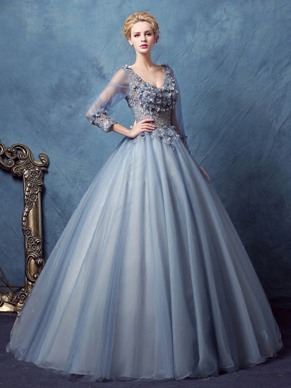 Long Sleeves V-Neck Ball Gown Lace Long Quinceanera Dress