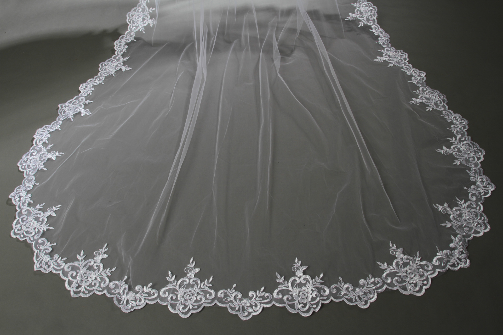 Cathedral Style Lace Wedding Veil