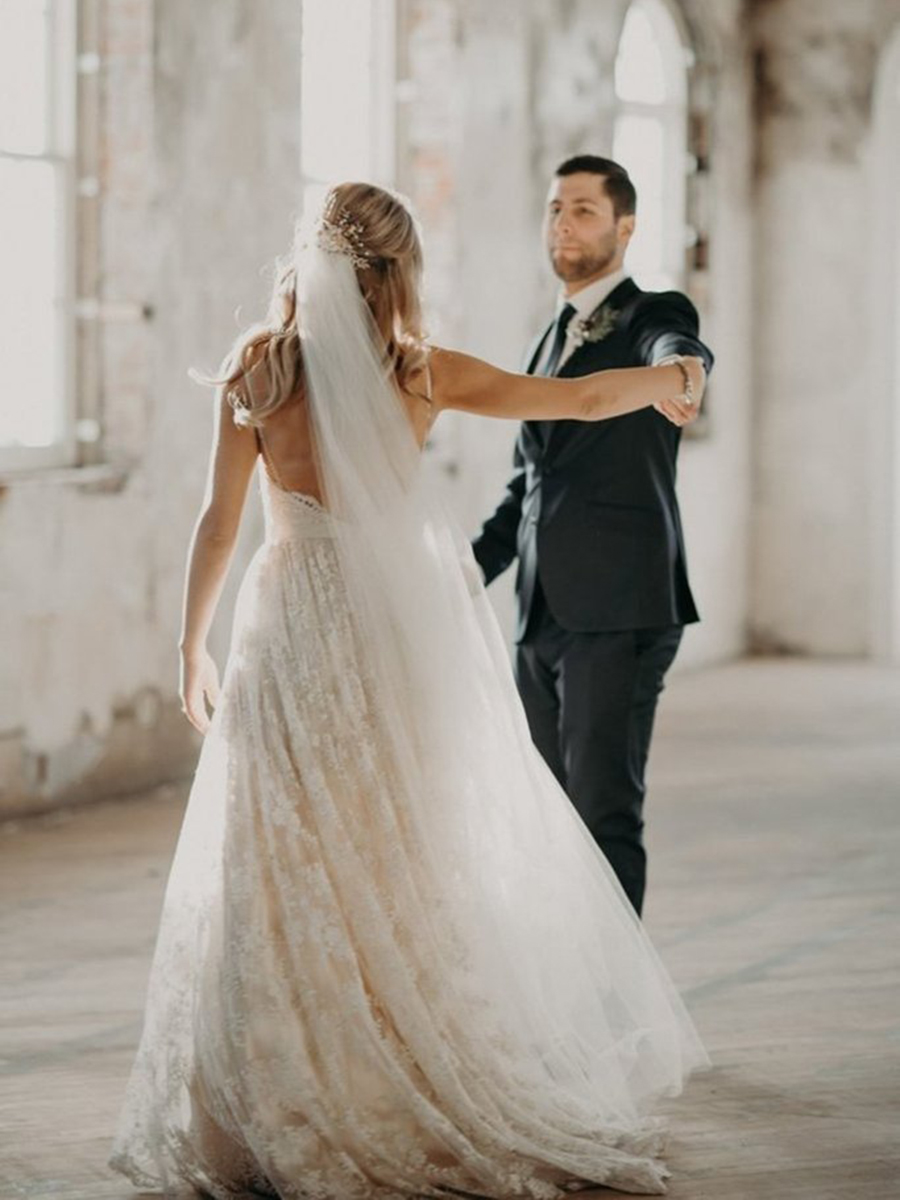 Beading Sweep Brush Floor-Length Spaghetti Straps Beach Boho Wedding Dress 2021