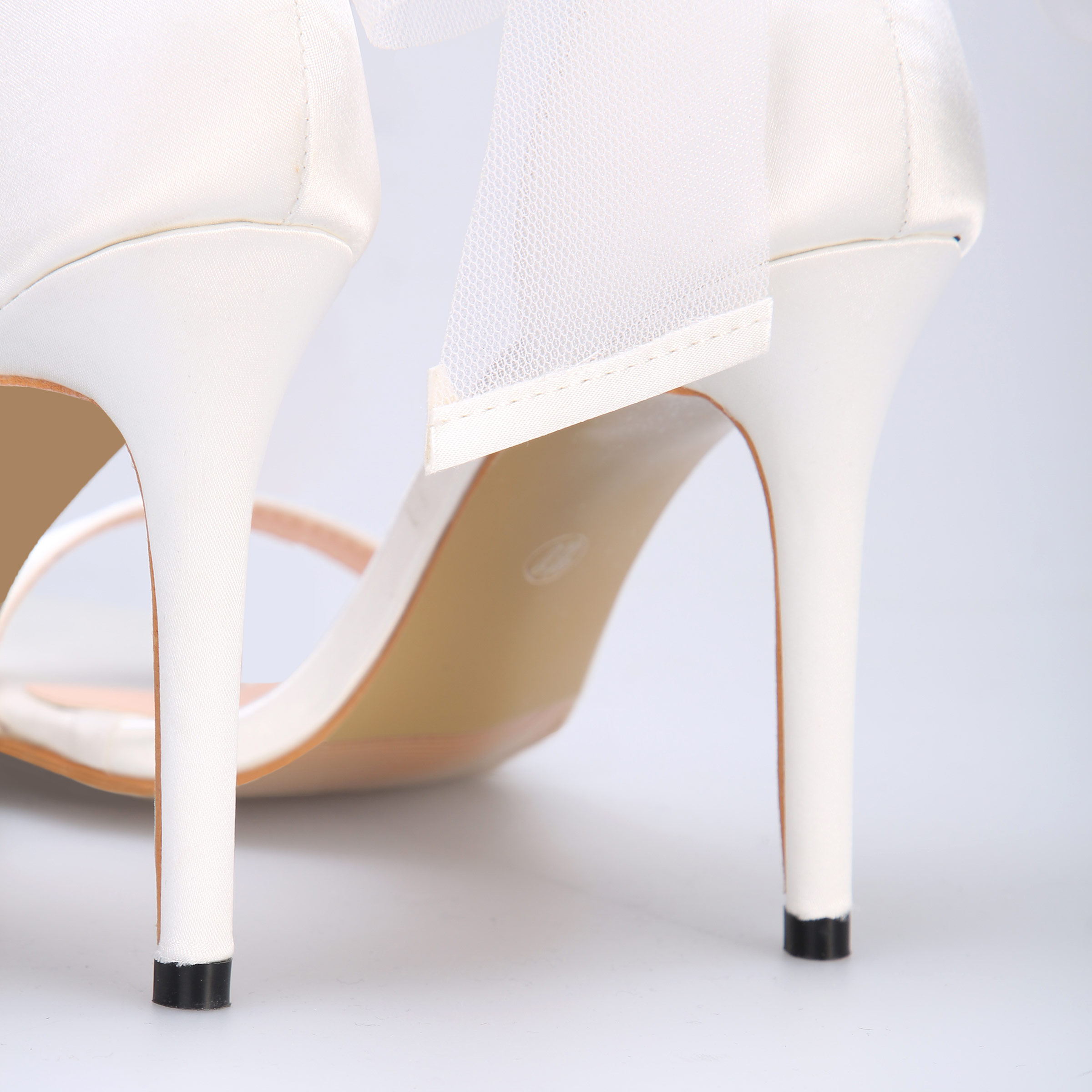 Heel Covering Buckle Round Toe Stiletto Heel Bow Prom Sandals