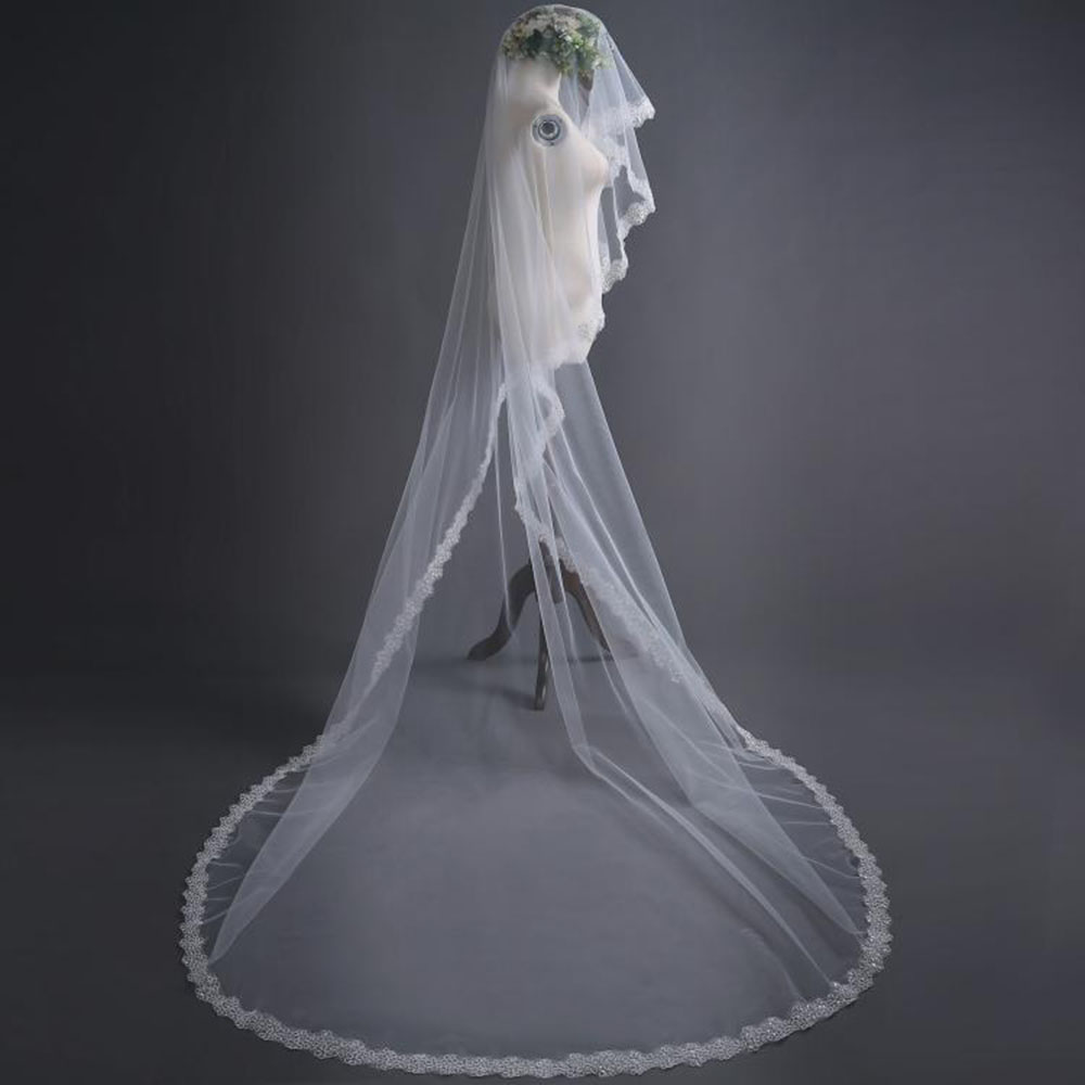 Fingertip Tulle Lace Edge Wedding Veil