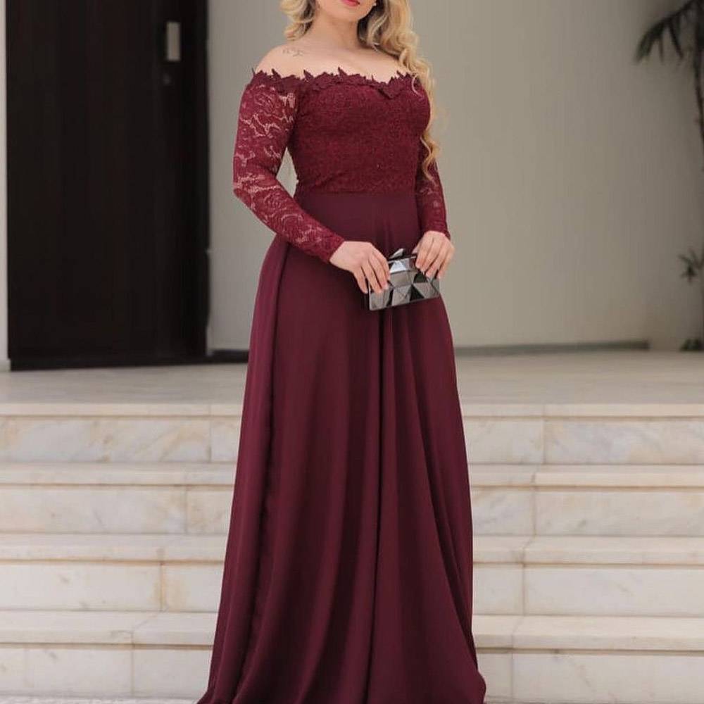 Lace A-Line Floor-Length Off-The-Shoulder Celebrity Dress 2022