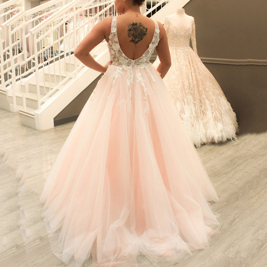 Appliques 3D Flowers Pink Wedding Dress