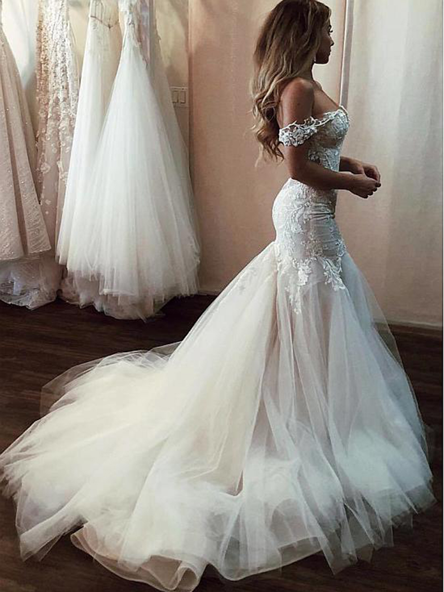 Off-The-Shoulder Appliques Tulle Mermaid Wedding Dress 2022