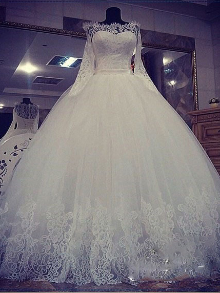 Lace Appliques Ball Gown Long Sleeve Wedding Dress