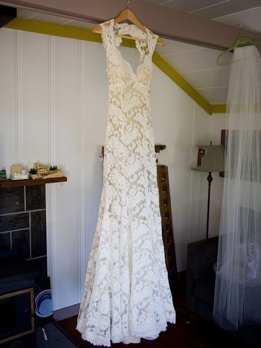 Open Back Sheath Lace Boho Beach Wedding Dress