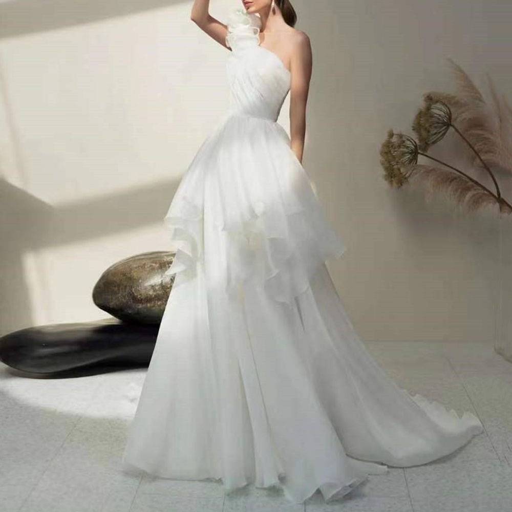 Floor-Length Sleeveless One Shoulder Ball Gown Hall Wedding Dress