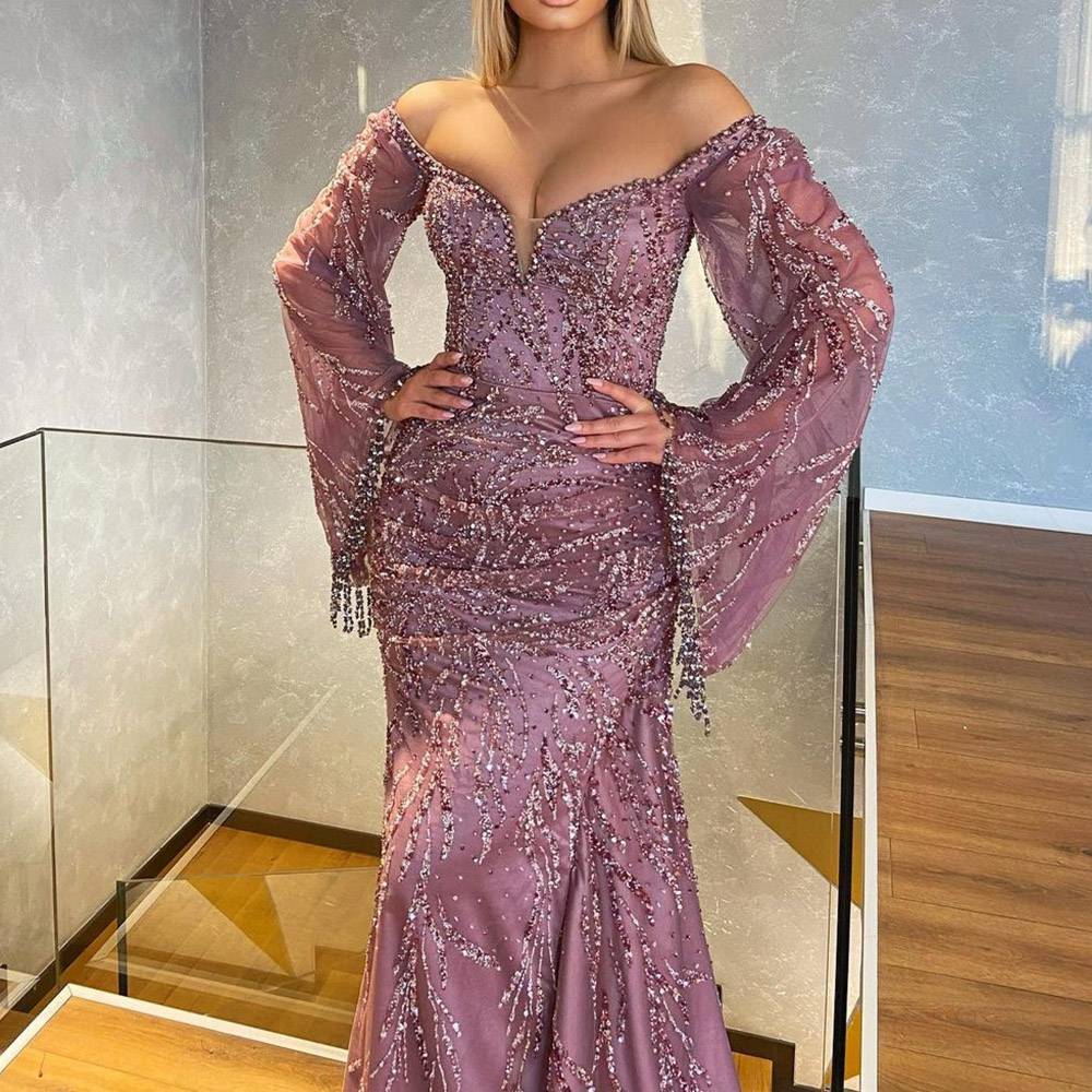 Long Sleeves Sheath/Column Lace Floor-Length Formal Dress