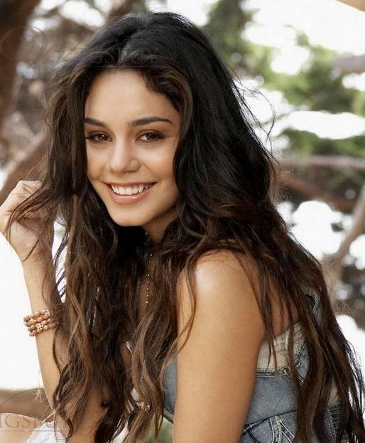 Vanessa Hudgens Middle Parting Wavy Lace Front Cap Synthetic Hair 120% 22 Inches Wigs