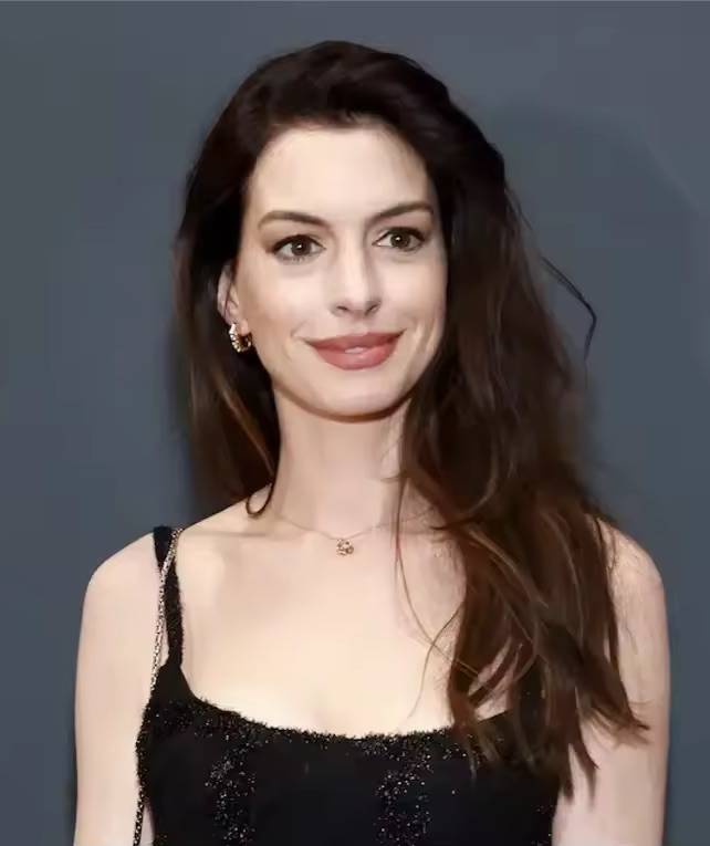 Anne Hathaway Long Length Loose Wavy Human Hair Lace Front Cap Wigs 18 Inches