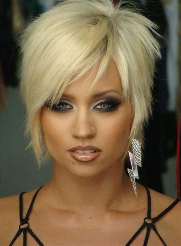 Carefree Hairstyle With Specially Layered Short Straight Silver Wig for Your Sexy Dream