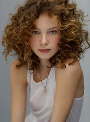 Sexy Medium Curly Lace Front Human Hair Wig 16 Inches