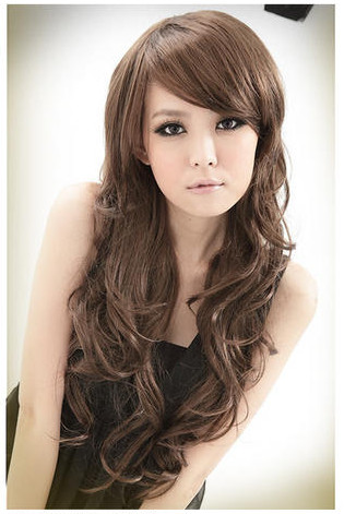 High Quality Pretty Long Wavy Blond Capless 28 Inches Synthetic Hair Wig