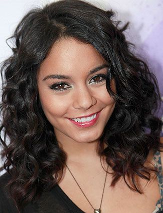 Pretty Vanessa Hudgens Hairstyle Attractive Medium Curly Synthetic Hair Lace Front Wig 14 Inches